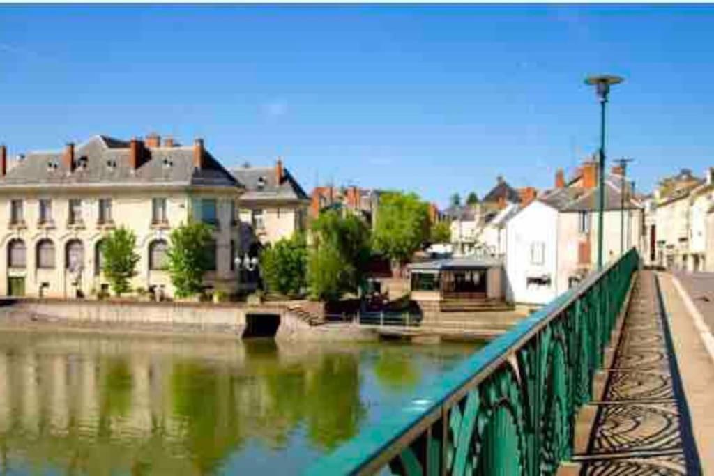 Charmant Studio Vierzon Exterior photo